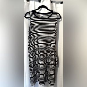 Lularoe extra large, sleeveless, navy and white striped ribbed dress